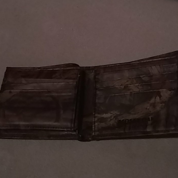 Wallet - Picture 3 of 4